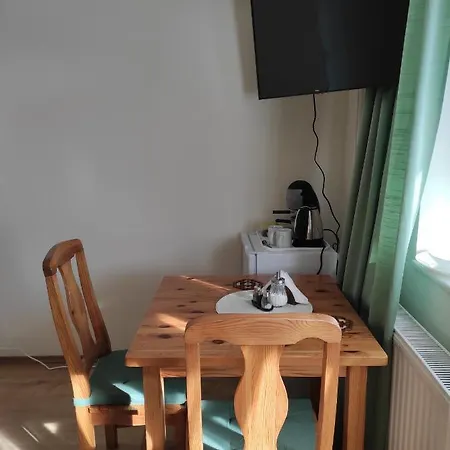 Montana-ederics Vendeghaz Penzion 4*